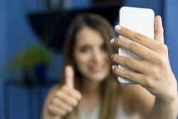 Какой мобильный оператор лидирует по качеству голосовой связи в Москве? 